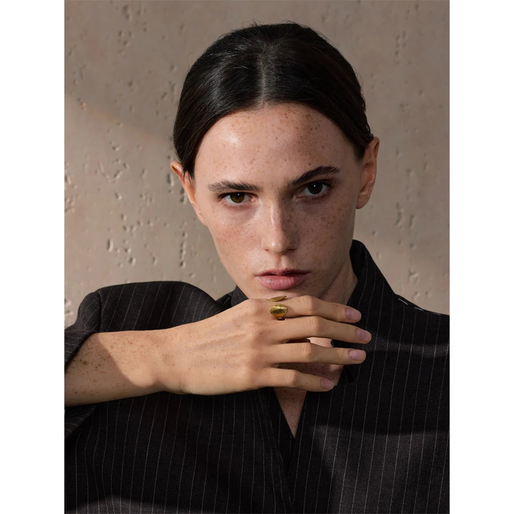 Shell Stripe Open Adjustable Ring — rings in gold — close-up detail