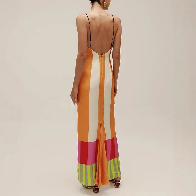 对比条纹吊带连衣裙