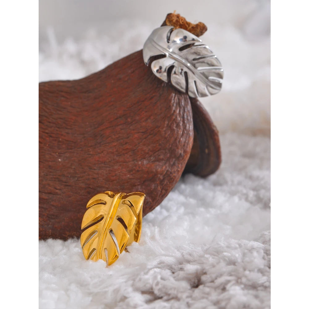 Metal Leaf Open Ring — rings in silver — close-up detail