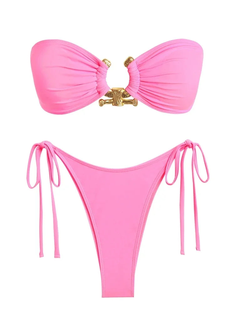 Bikini bandeau à anneaux