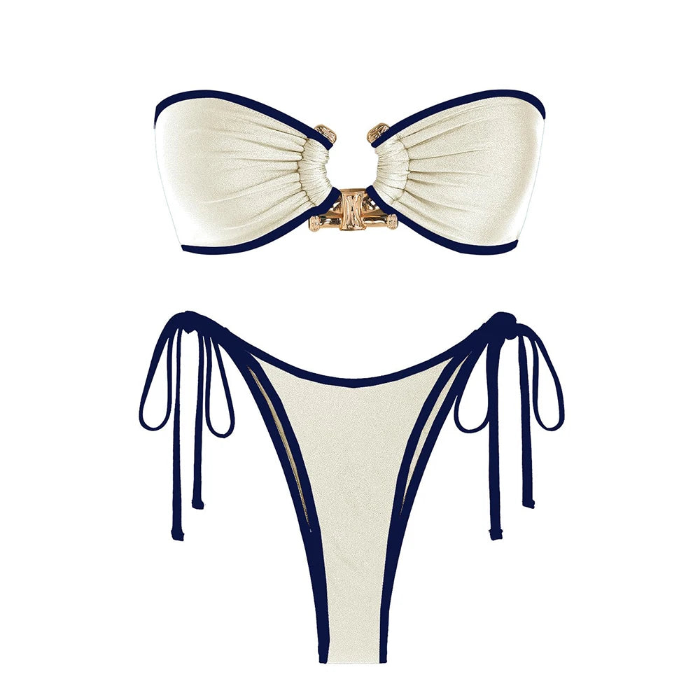 Bikini bandeau à anneaux