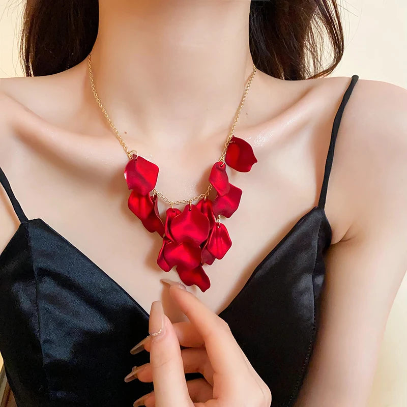 MIMO Petal Drop Necklace