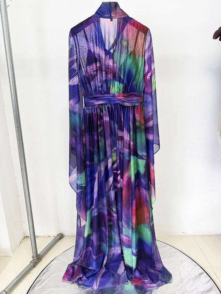 Kate Buntes fließendes langes Kleid