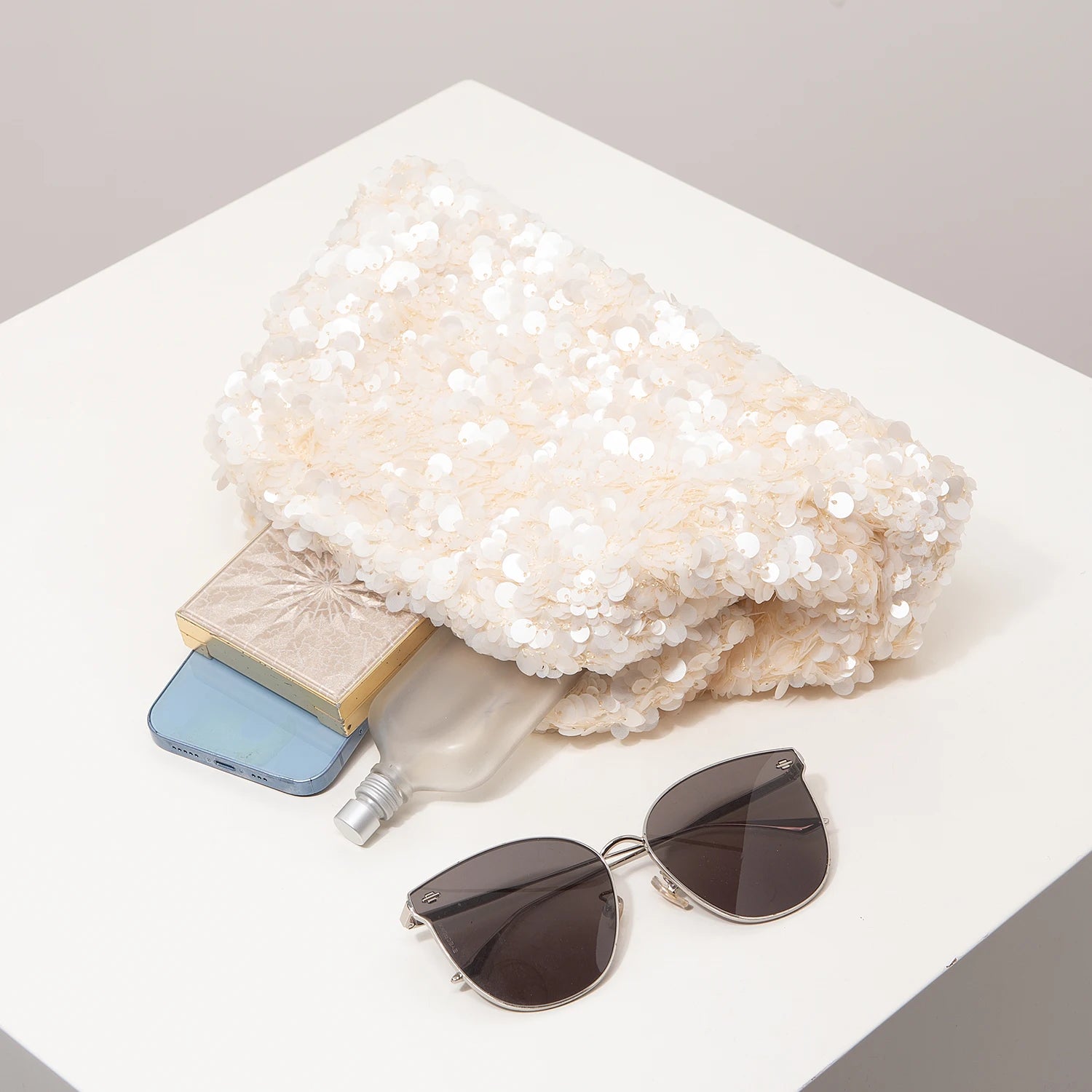 Clutch mit Pailletten