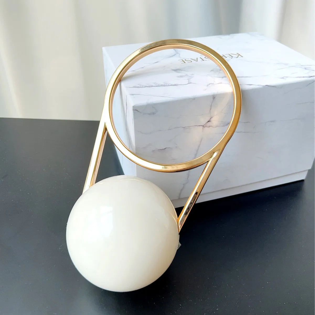 Скульптурная вечерняя сумочка Orb