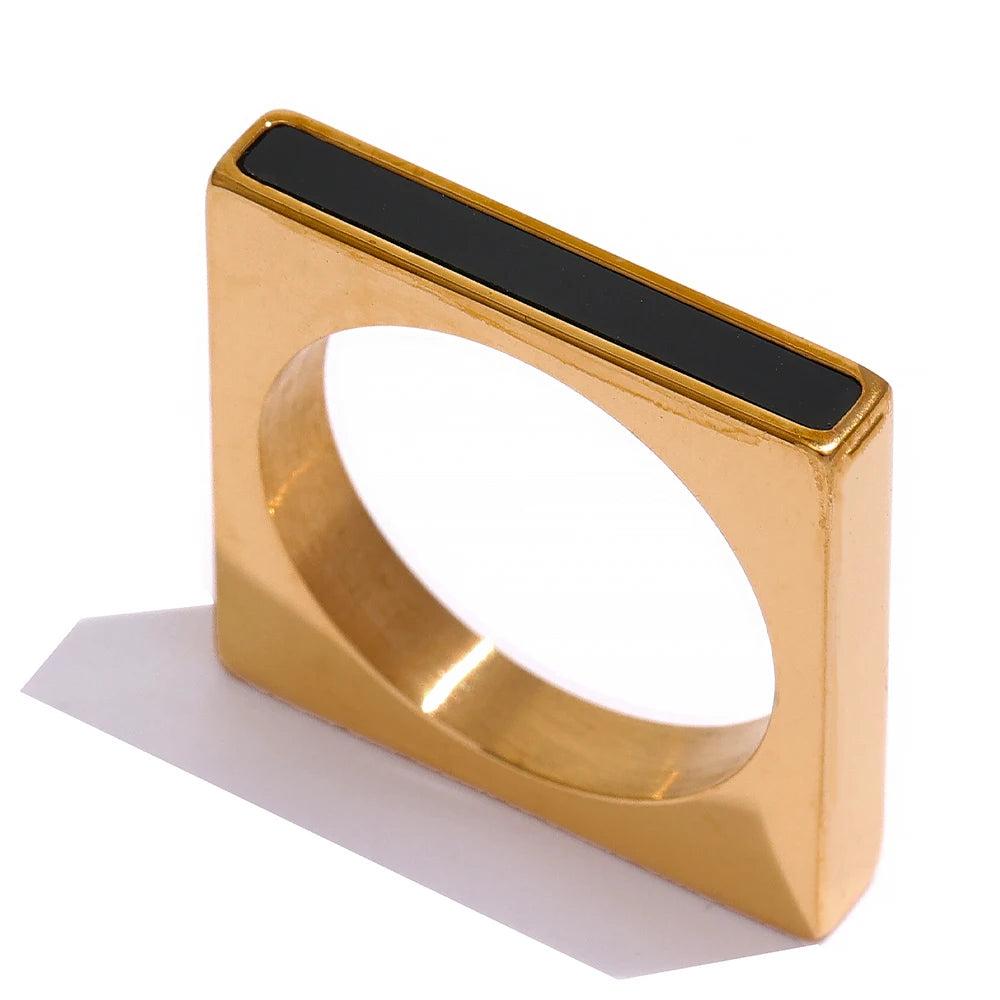 Minimalist Square Ring in black