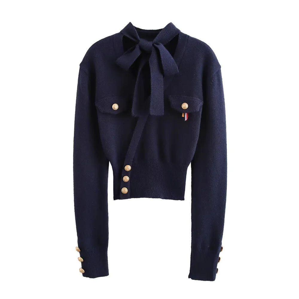 Maglione lavorato a maglia con papillon retrò