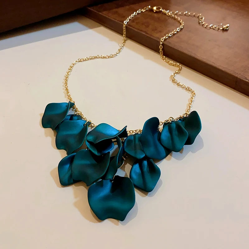 MIMO Petal Drop Necklace