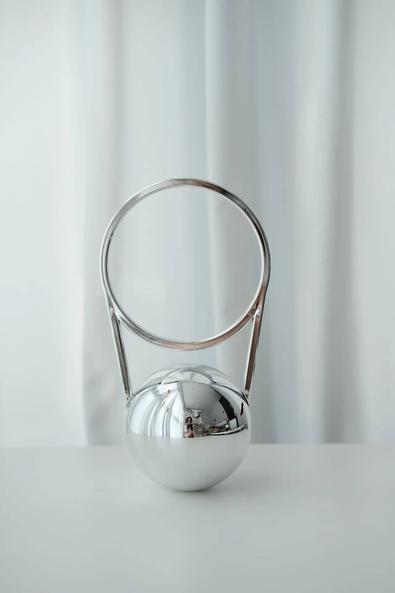 Скульптурная вечерняя сумочка Orb