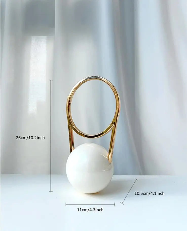 Скульптурная вечерняя сумочка Orb